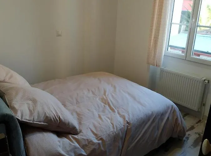 Labechiloa - T4 - 84 M2 - 3 Ch - Centre Historique 생장드루즈