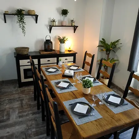 Labechiloa - T4 - 84 M2 - 3 Ch - Centre Historique San Juan de Luz