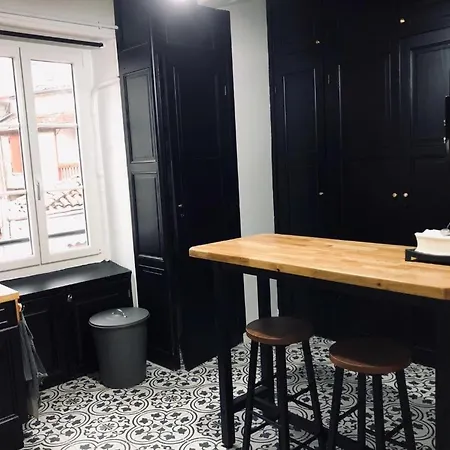 Labechiloa - T4 - 84 M2 - 3 Ch - Centre Historique San Juan de Luz